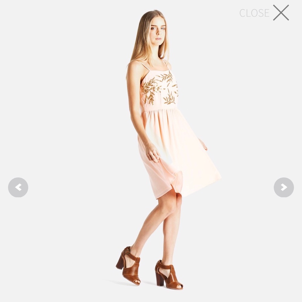 🌟 3 for $15 🌟 Vero Moda  Peach Sequined Dress